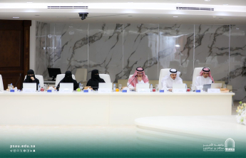 المجلس العلمي يعقد جلسته الثانية عشر للعام الجامعي ١٤٤٥ هـ